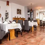 Parkhotel Fischer 3*