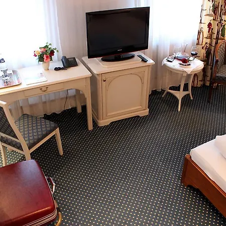 Hotel Parkhotel Fischer 3*