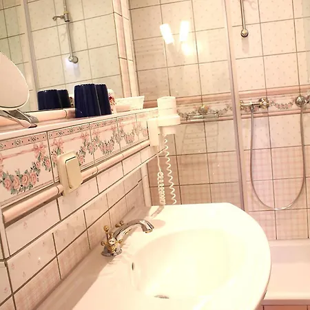 Parkhotel Fischer فيرنغروده